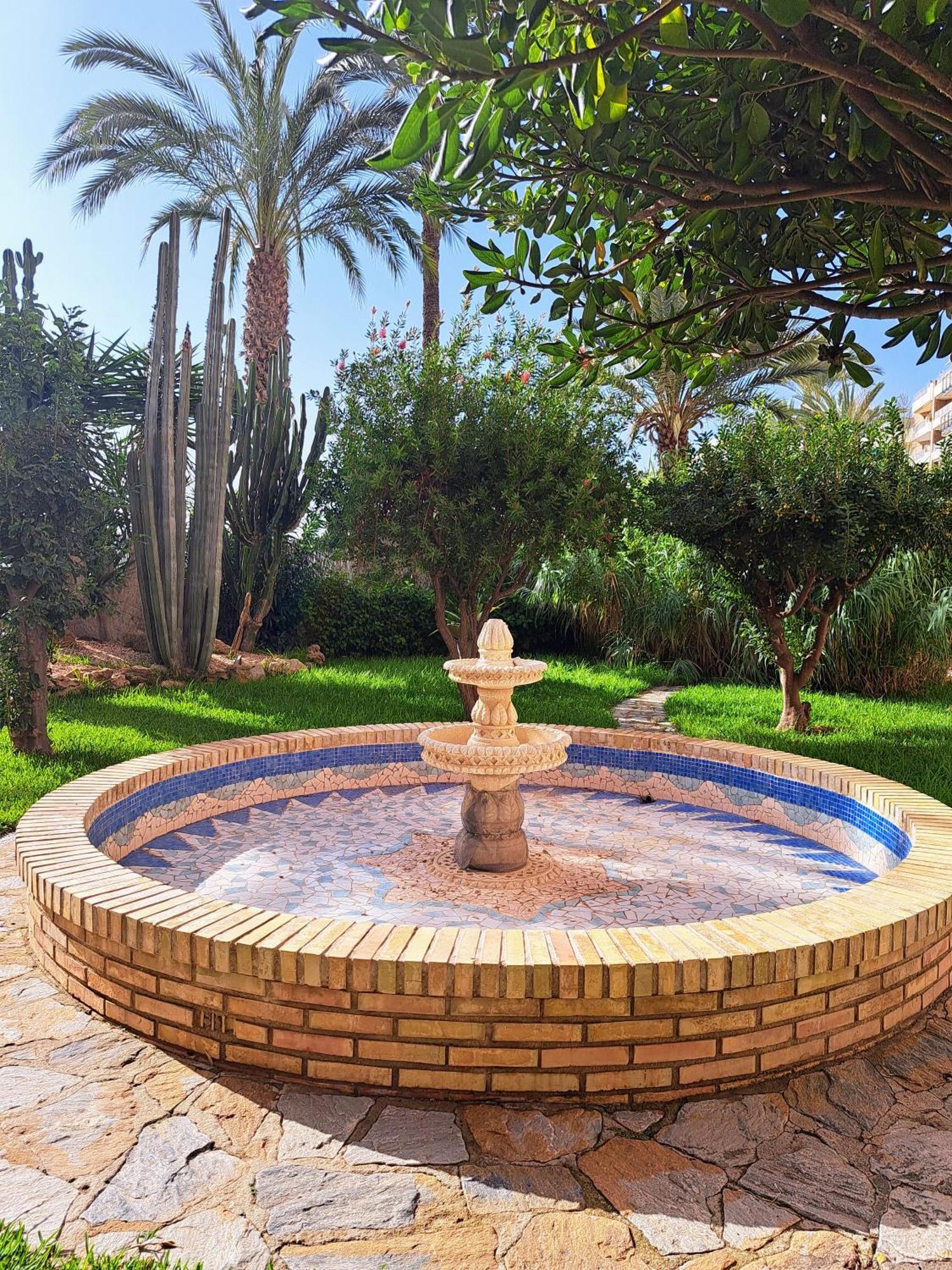 Garden Beach Apartment Torrevieja Dış mekan fotoğraf